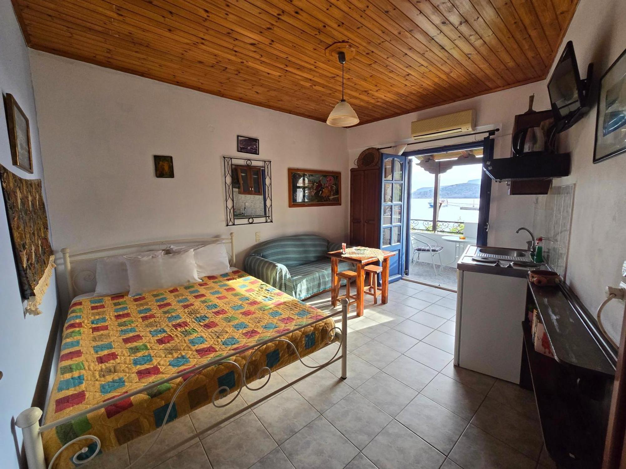 Aglaia Studios Fournoi Exteriér fotografie